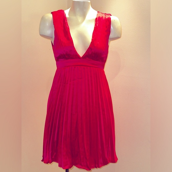 Jessica Simpson Dresses & Skirts - Jessica Simpson Grecian Cocktail Dress